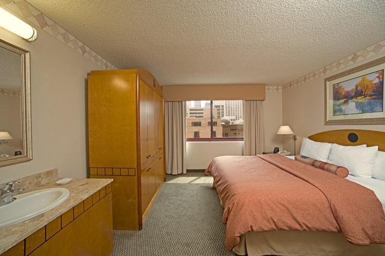 Embassy - Downtown River North Hotel Chicago